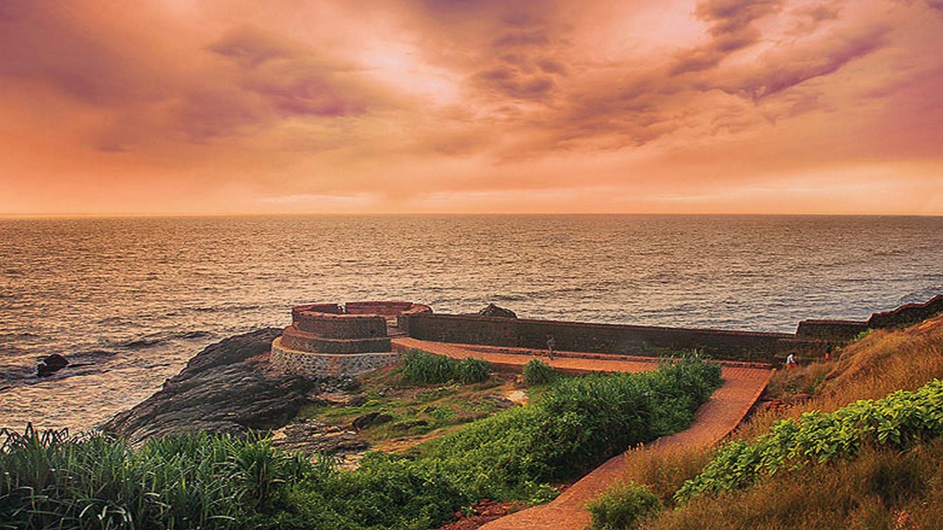 Top 10 Places to Visit in Kerala